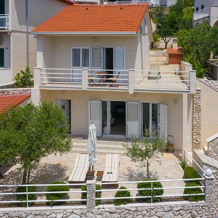 House Karlo Villa Pisak Luaran gambar
