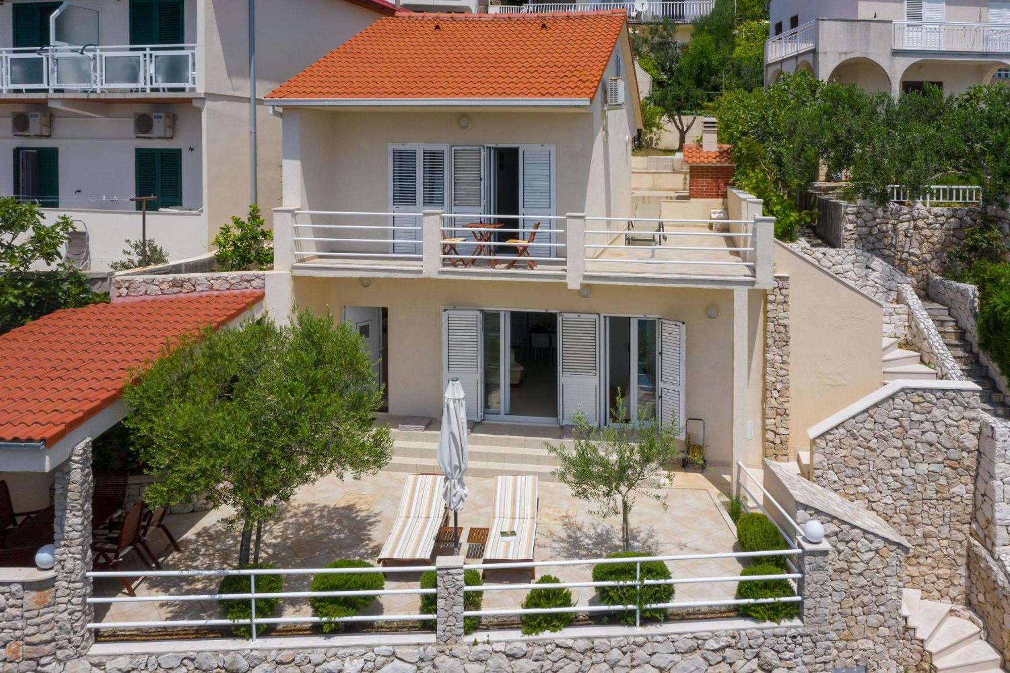 House Karlo Villa Pisak Luaran gambar