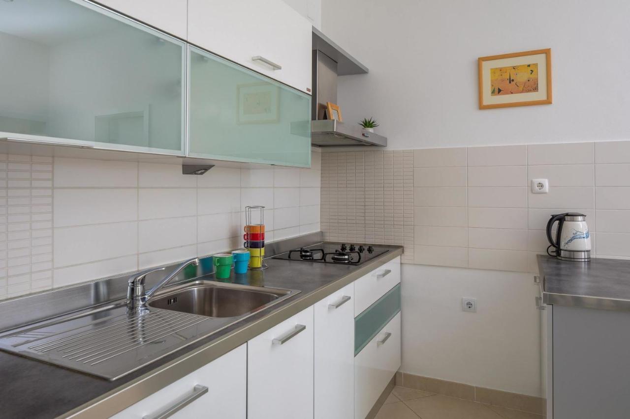 House Karlo Villa Pisak Luaran gambar